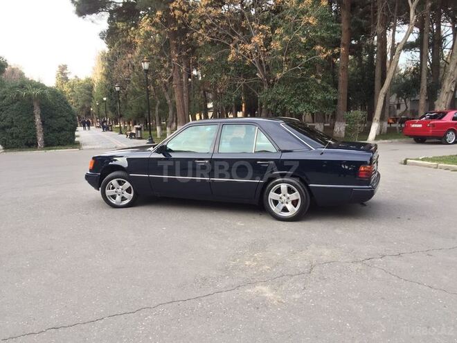 Mercedes E 200 1994, 200,000 km - 2.0 л - Sumqayıt