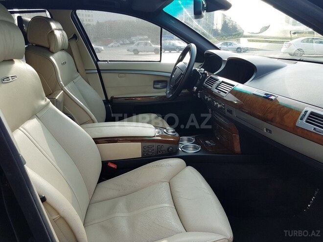 BMW 750 2006, 135,000 km - 4.4 l - Bakı