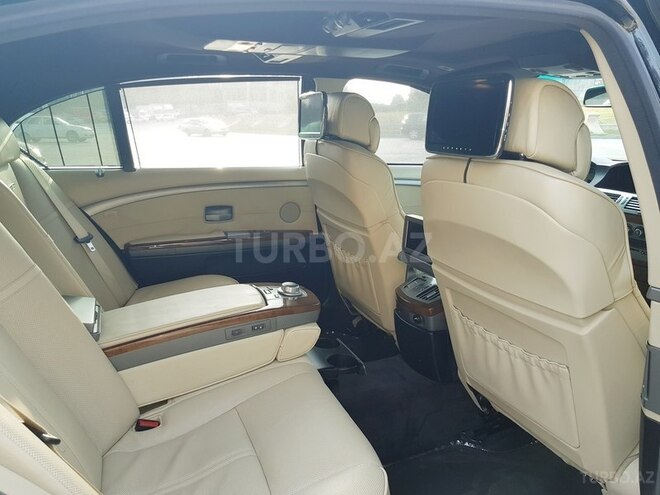 BMW 750 2006, 135,000 km - 4.4 l - Bakı