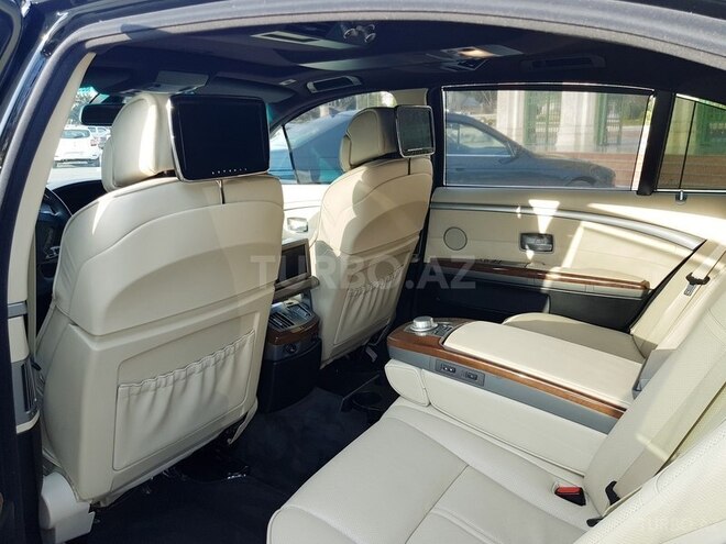BMW 750 2006, 135,000 km - 4.4 l - Bakı