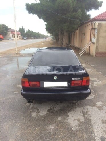 BMW 525 1994, 290,000 km - 2.5 l - Bakı