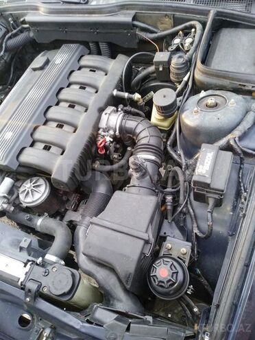 BMW 525 1994, 290,000 km - 2.5 l - Bakı