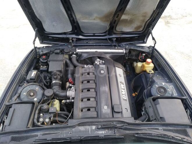 BMW 525 1994, 290,000 km - 2.5 l - Bakı