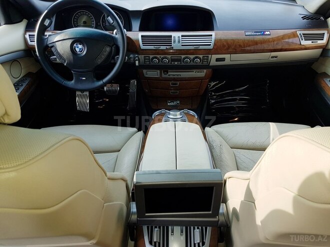 BMW 750 2006, 135,000 km - 4.4 l - Bakı