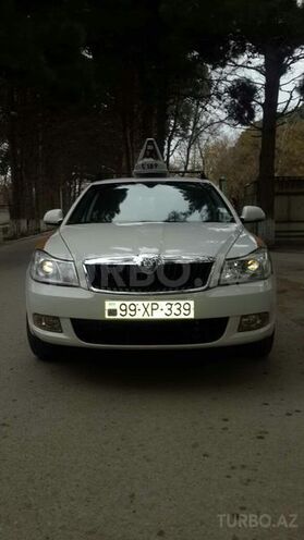 Skoda Octavia 2012, 400,000 km - 1.4 l - Bakı