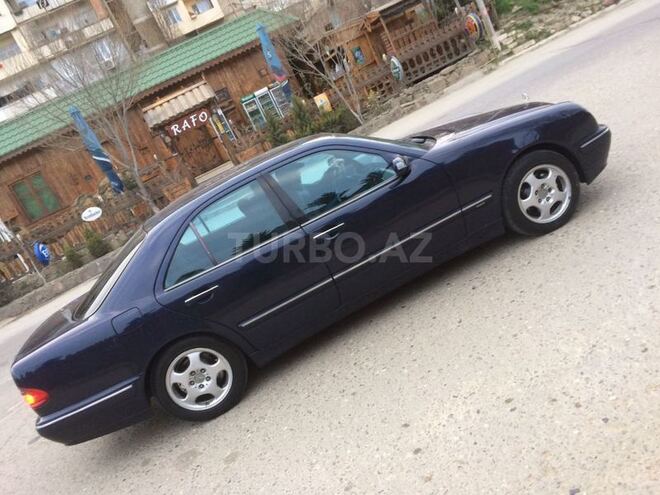 Mercedes E 240 2000, 337,100 km - 2.4 l - Bakı