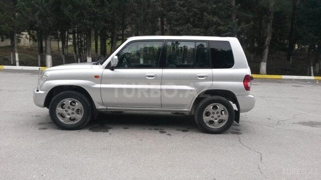Mitsubishi Pajero 2001, 126,000 km - 2.0 l - Bakı