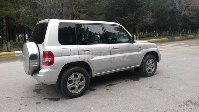 Mitsubishi Pajero 2001, 126,000 km - 2.0 l - Bakı
