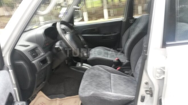 Mitsubishi Pajero 2001, 126,000 km - 2.0 l - Bakı