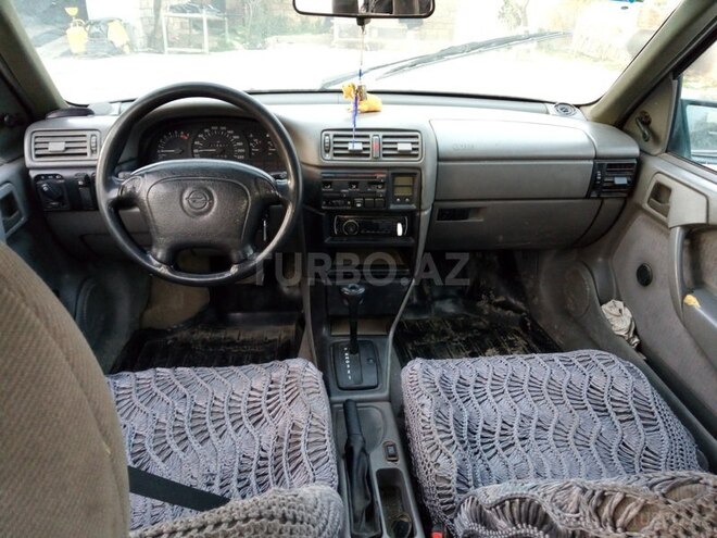 Opel Vectra 1994, 400,000 km - 1.8 l - Bakı