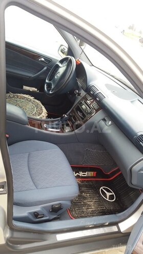 Mercedes C 240 2001, 220,000 km - 2.4 l - Bakı