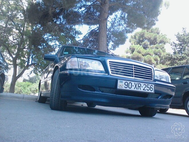 Mercedes C 240 1999, 284,000 km - 2.4 л - Bakı