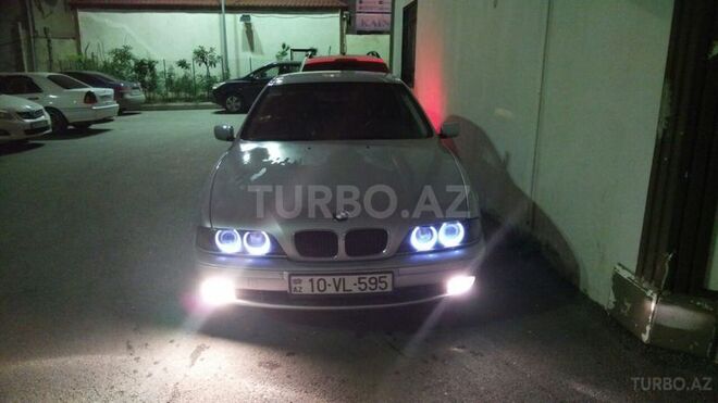 BMW 528 1998, 333,000 km - 2.8 л - Bakı