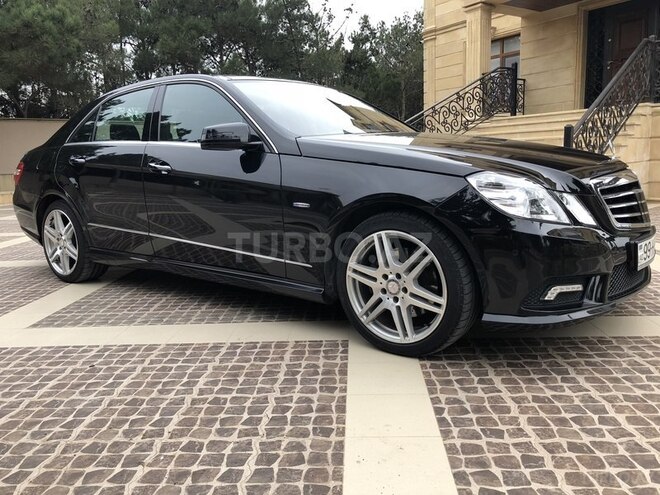 Mercedes E 350 2009, 100,000 km - 3.5 l - Bakı