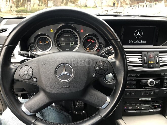 Mercedes E 350 2009, 100,000 km - 3.5 l - Bakı