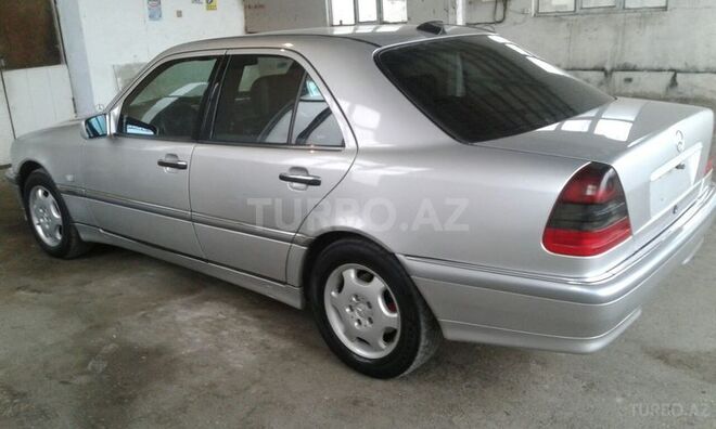 Mercedes C 240 1997, 290,000 km - 2.4 l - Sumqayıt
