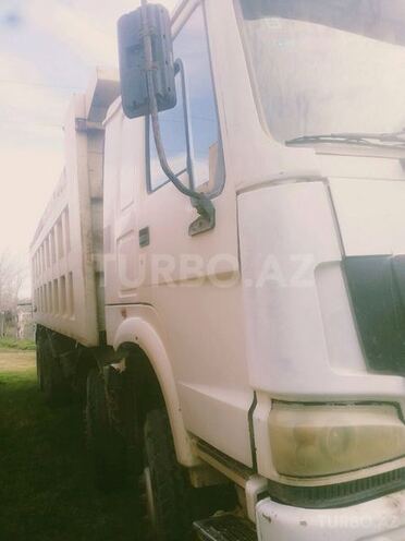HOWO Sinotruk 2012, 285,000 km - 9.5 l - Bakı