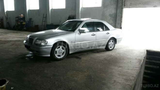 Mercedes C 240 1998, 200,000 km - 2.4 л - Bakı
