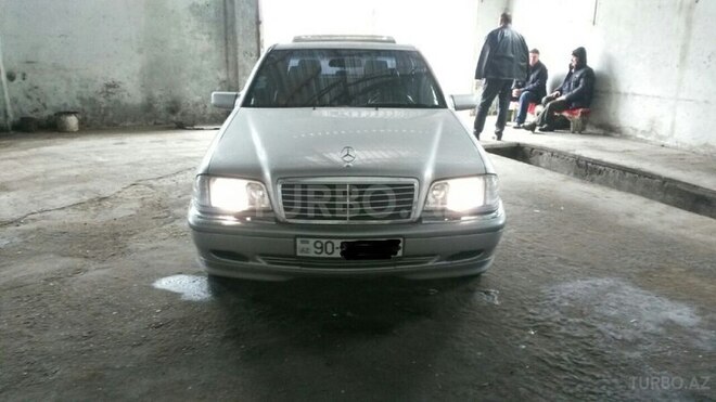 Mercedes C 240 1998, 200,000 km - 2.4 л - Bakı