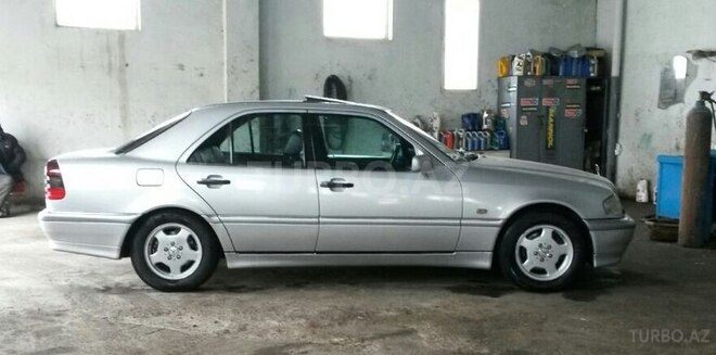 Mercedes C 240 1998, 200,000 km - 2.4 л - Bakı