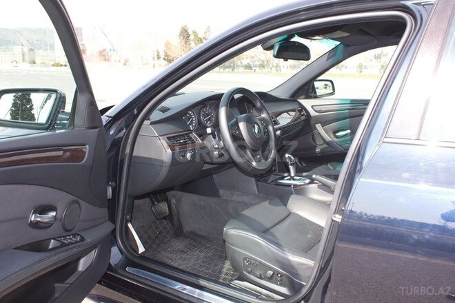 BMW 525 2007, 82,000 km - 2.5 л - Bakı