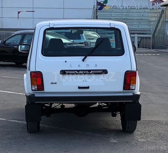 LADA (VAZ) Niva 2017, 9,300 km - 1.7 l - Gəncə