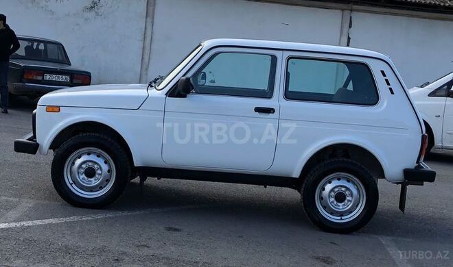 LADA (VAZ) Niva 2017, 9,300 km - 1.7 l - Gəncə