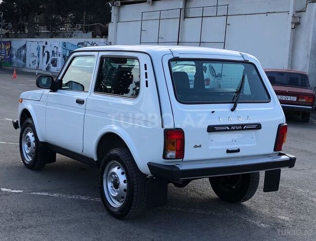 LADA (VAZ) Niva 2017, 9,300 km - 1.7 l - Gəncə
