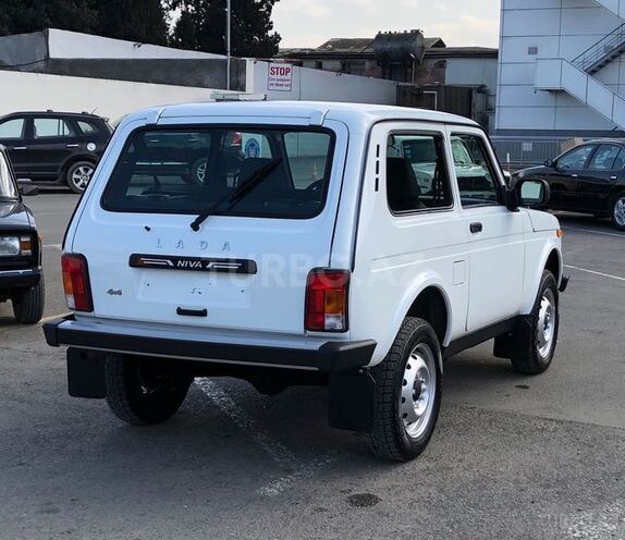 LADA (VAZ) Niva 2017, 9,300 km - 1.7 l - Gəncə