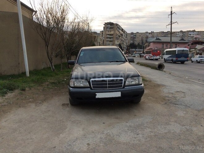 Mercedes C 220 1995, 400,000 km - 2.2 l - Bakı