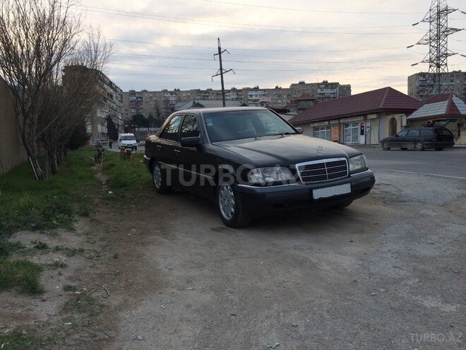 Mercedes C 220 1995, 400,000 km - 2.2 l - Bakı