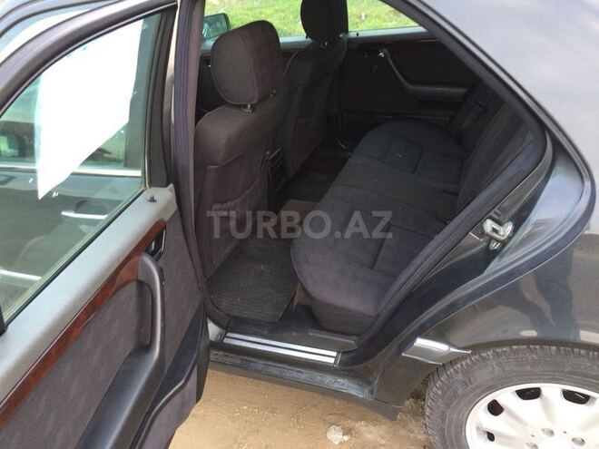 Mercedes C 220 1995, 400,000 km - 2.2 l - Bakı