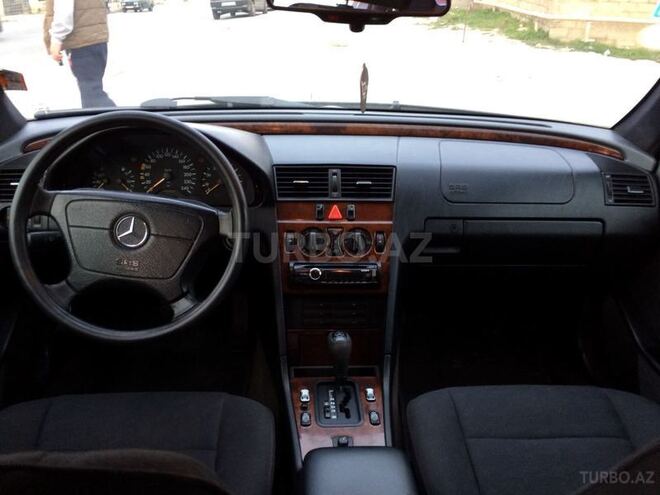 Mercedes C 220 1995, 400,000 km - 2.2 l - Bakı