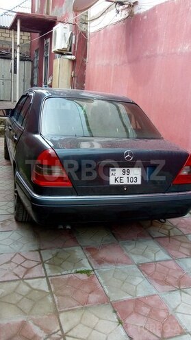 Mercedes C 200 1997, 220,000 km - 2.0 l - Bakı