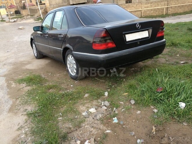Mercedes C 220 1995, 400,000 km - 2.2 l - Bakı