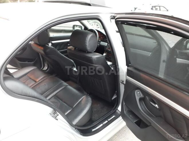 BMW 525 2002, 250,000 km - 2.5 l - Bakı