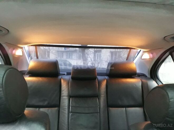 BMW 525 2002, 250,000 km - 2.5 l - Bakı