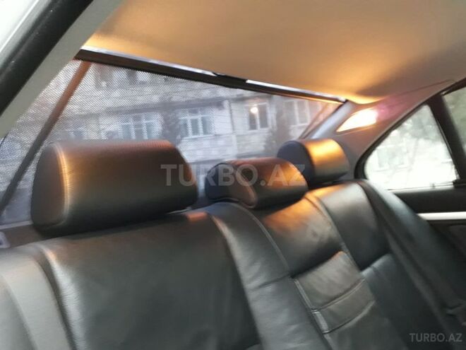 BMW 525 2002, 250,000 km - 2.5 l - Bakı