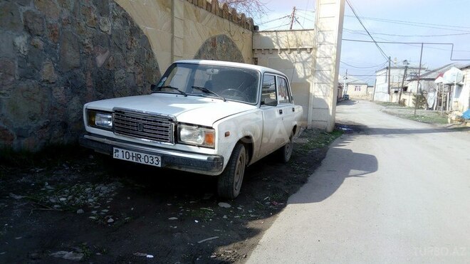 LADA (VAZ) 2107 1999, 306,000 km - 1.6 l - Quba