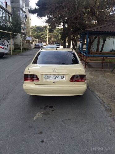 Mercedes E 220 2001, 180 km - 1.8 л - Bakı