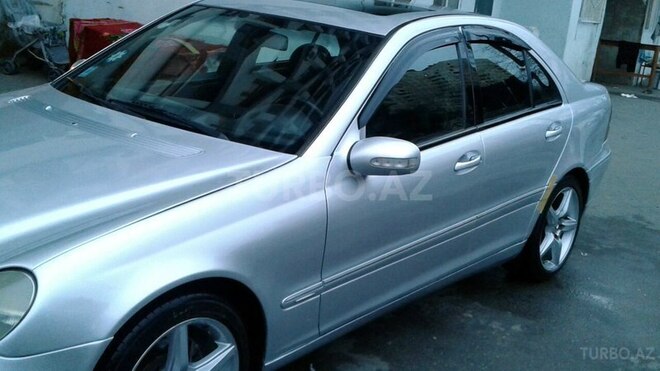 Mercedes C 200 2001, 231,870 km - 2.0 l - Bakı