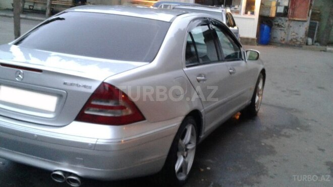 Mercedes C 200 2001, 231,870 km - 2.0 l - Bakı