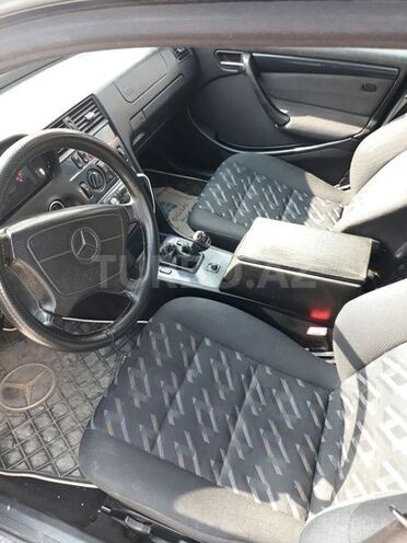 Mercedes C 200 1997, 184,000 km - 2.0 l - Yevlax