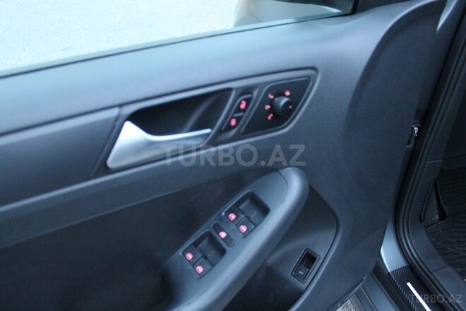 Volkswagen Jetta 2011, 64,000 km - 2.5 л - Bakı