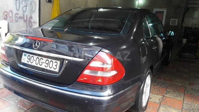 Mercedes E 220 2003, 310,000 km - 2.2 l - Bakı