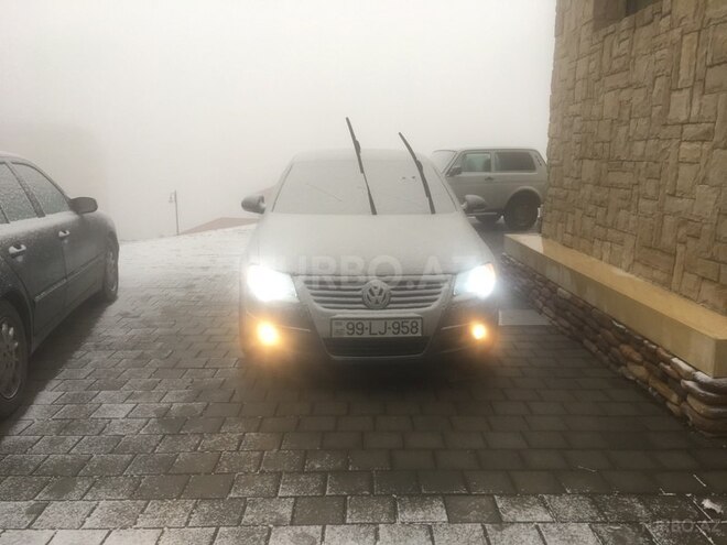 Volkswagen Passat 2007, 243,000 km - 2.0 l - Bakı