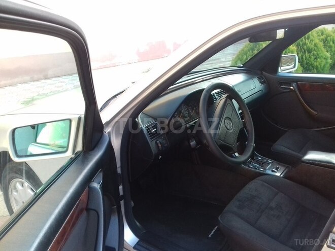 Mercedes C 180 1999, 186,000 km - 1.8 l - Gəncə