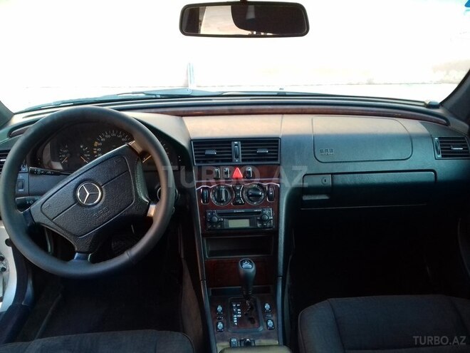 Mercedes C 180 1999, 186,000 km - 1.8 l - Gəncə