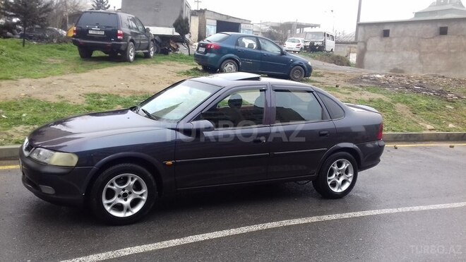 Opel Vectra 1996, 216,000 km - 1.6 l - Bakı
