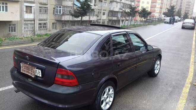 Opel Vectra 1996, 216,000 km - 1.6 l - Bakı